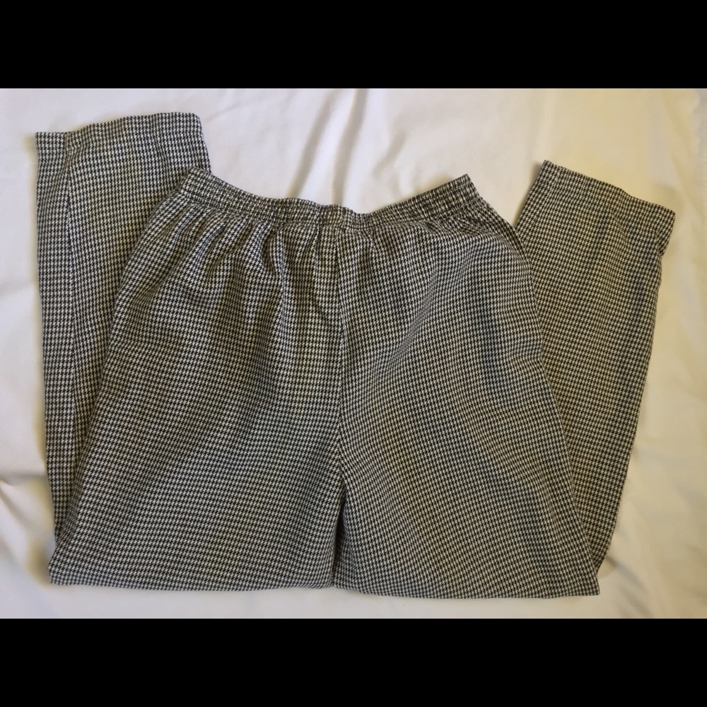 🎈Pull on Houndstooth 100% Cotton capris Sz: 14